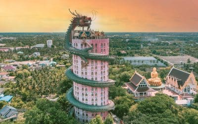 DRAGON TEMPLE + ROOTS TEMPLE + TRAIN AND FLOATING MARKETS DAMNOEN SADUAK (PRIVATE)
